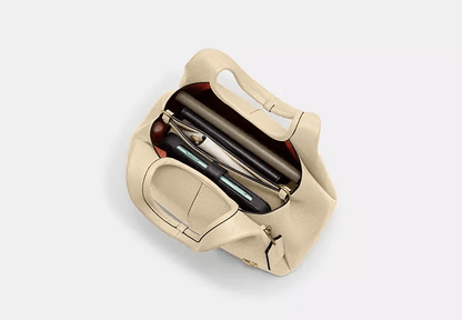 Lana Shoulder Bag 23 - Amulett